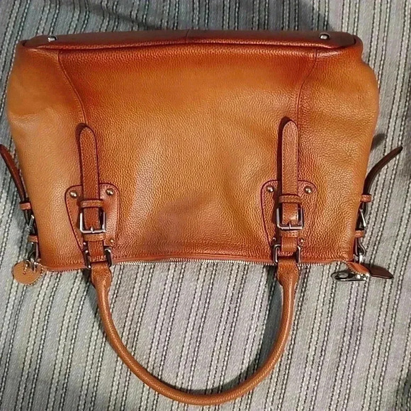 Heshe handbag - Picture 1 of 3